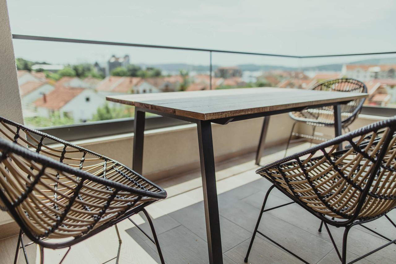 Premium-Designed Apartments Tivat Bagian luar foto