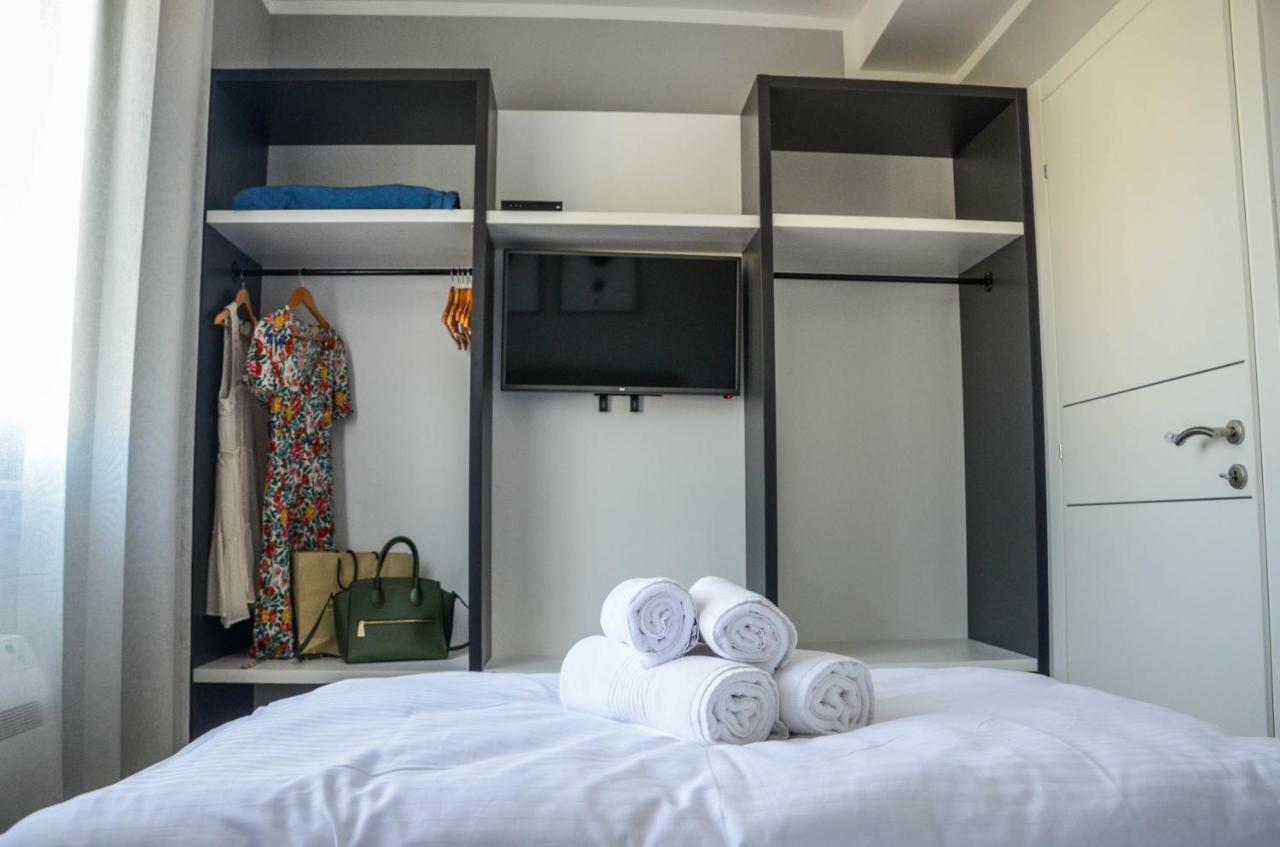 Premium-Designed Apartments Tivat Bagian luar foto
